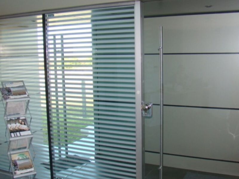 Mamparas de baño Lineal Aluminio Urugay - Lineal Aluminio | Construex